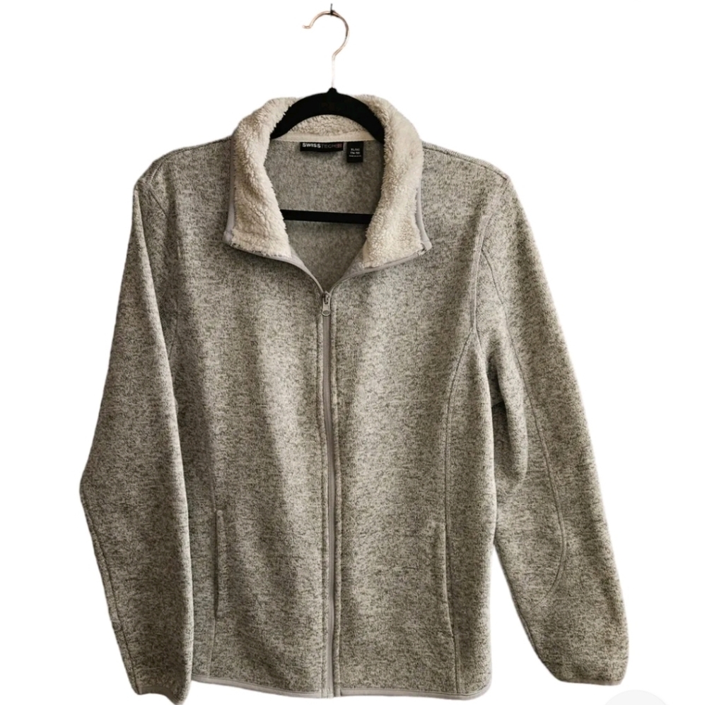 Swiss Tech Women's XL Size 16-18 Light Gray  Full Zip Fleece Jacket Sweater